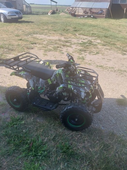 Sprzedam quada dziecięcego  50 cm stan bardzo dobry mało jeżdżony.