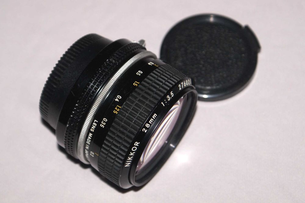 Nikon 35mm f/2.5 Ai (28 f/3.5)
