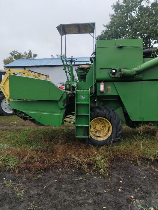 Продам комбайн Джон дір 942