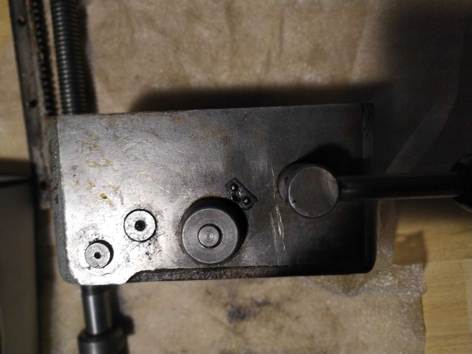 Запчастини до токарного станка верстата МН80