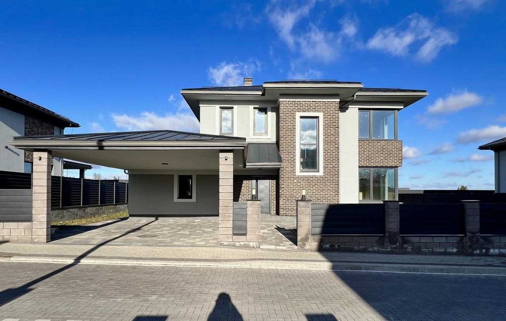 Новий будинок 180 кв.м. 6 соток, в закритому комплексі. Ходосівка