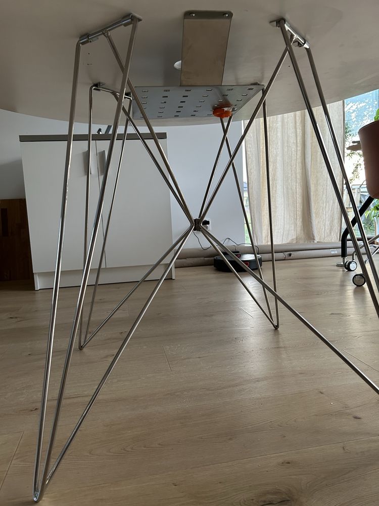 Biały okrągły stół 120 cm