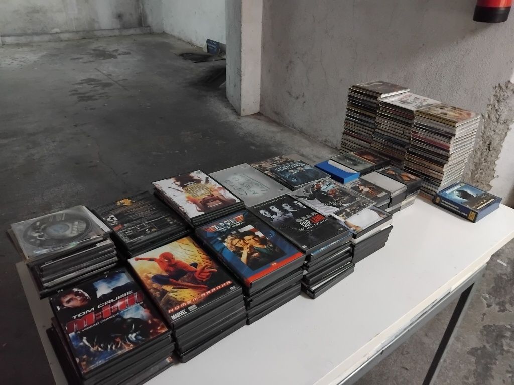 Cds de musica e Dvds