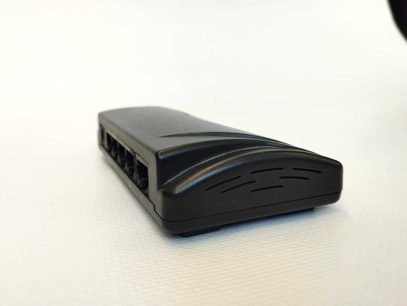 Коммутатор Canyon CN-D05P. 5 портів. Ethernet 10/100 Мбіт/сек