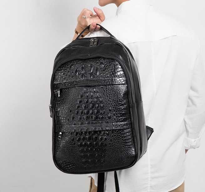 Мужской кожаный городской рюкзак рептилия модный с USB черный