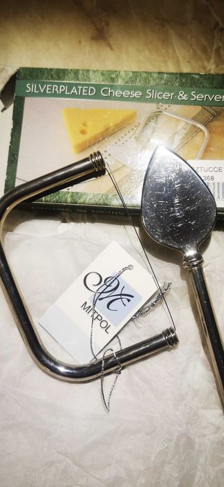 Prezent! Sztućce do sera, posrebrzane