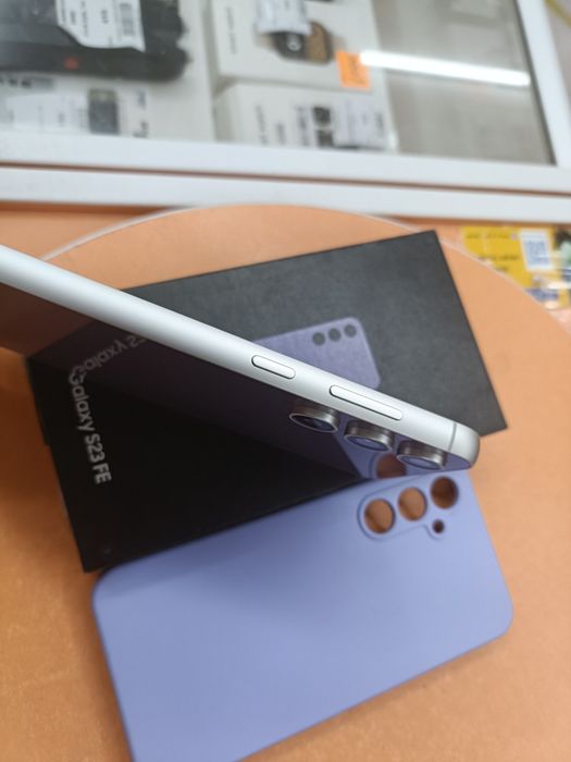 Samsung S23 FE 8/128gb