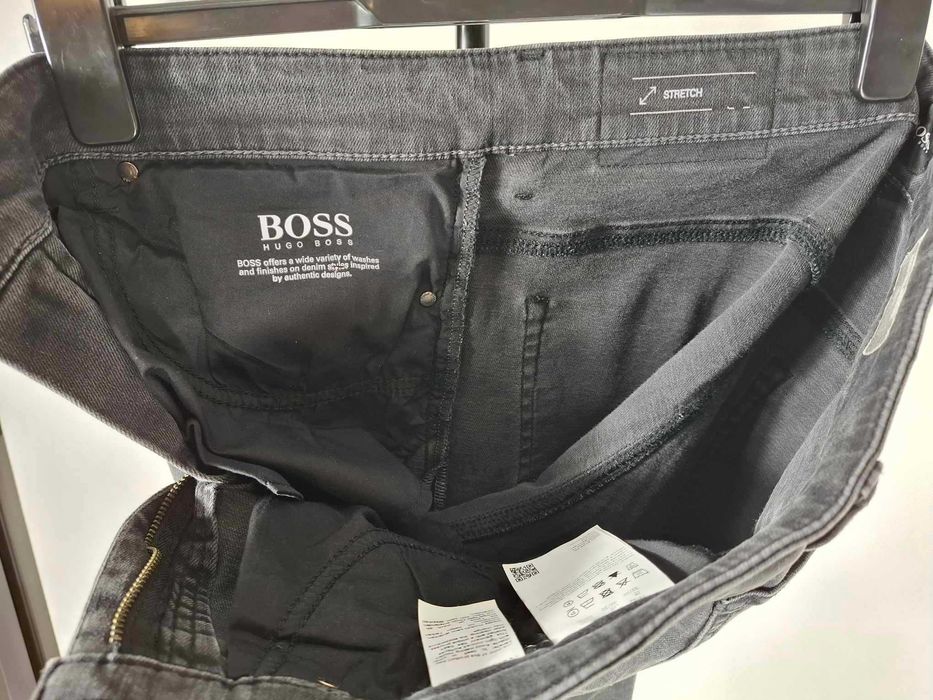 HUGO BOSS Jeans Delaware Spodnie Męskie 32/32 Oryginalne Super Stan