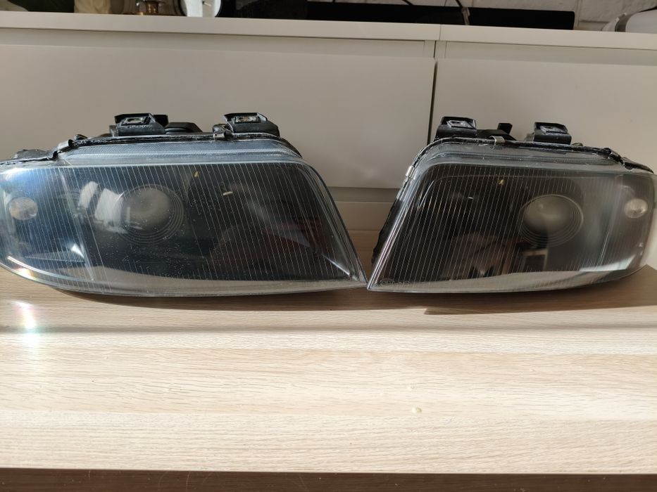 Reflektor przód lewy prawy Bi-Led S/RS/A6 C5 V8