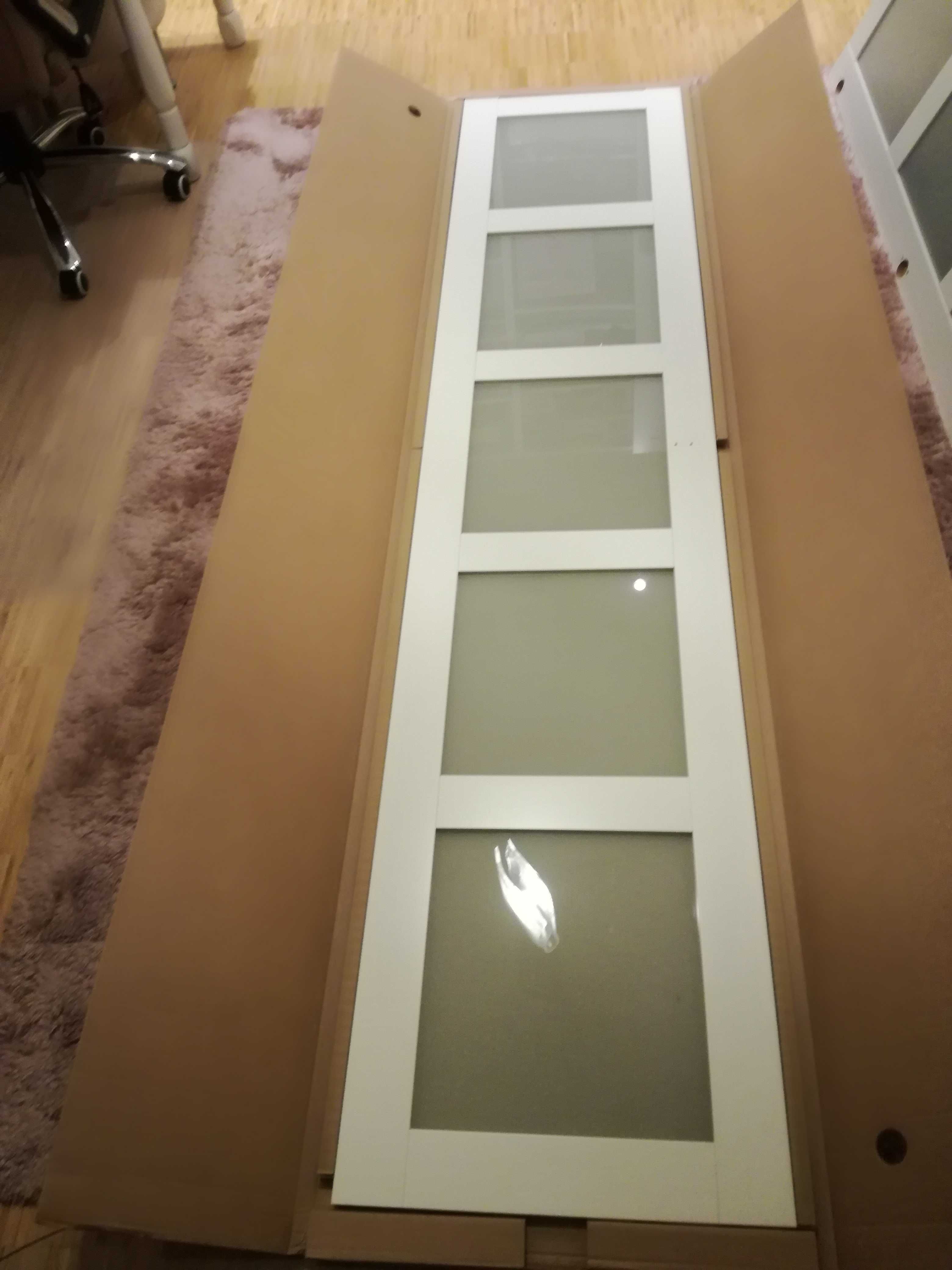 IKEA Bergsbo Drzwi, biały, przeszklenia 50x229 cm do systemu szaf PAX