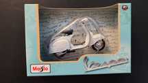 Vespa Maisto mota em metal