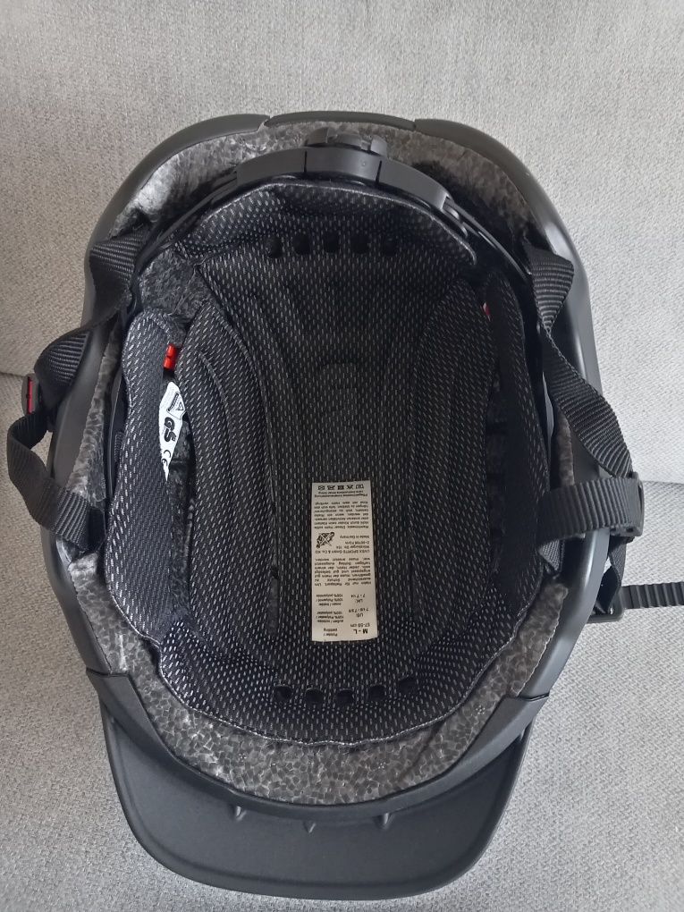 Kask jeździecki UVEX stan jak powystawowy