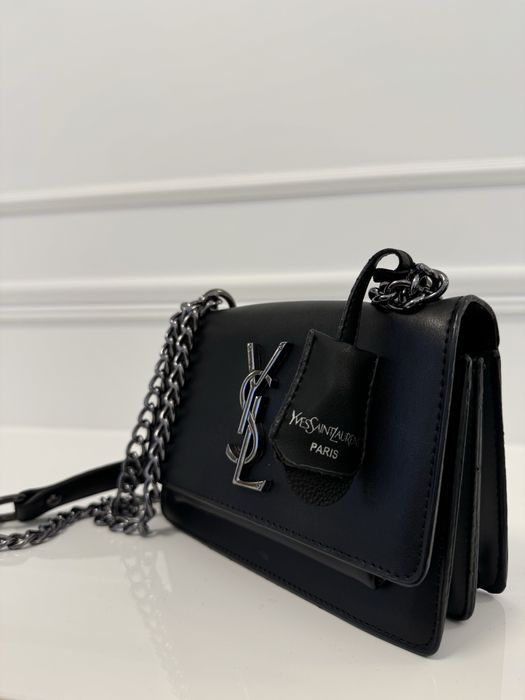 Czarna torebka YSL