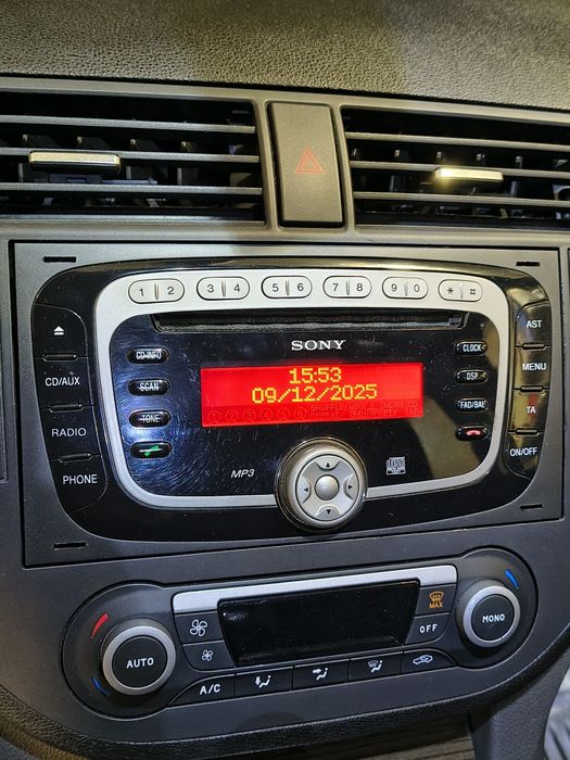 Sprzedam radio Sony Ford