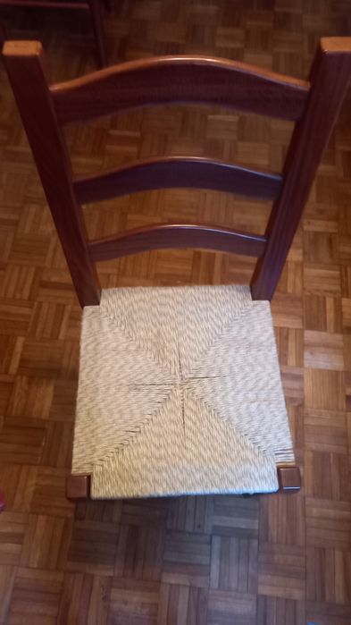 Cadeira Madeira Mogmo