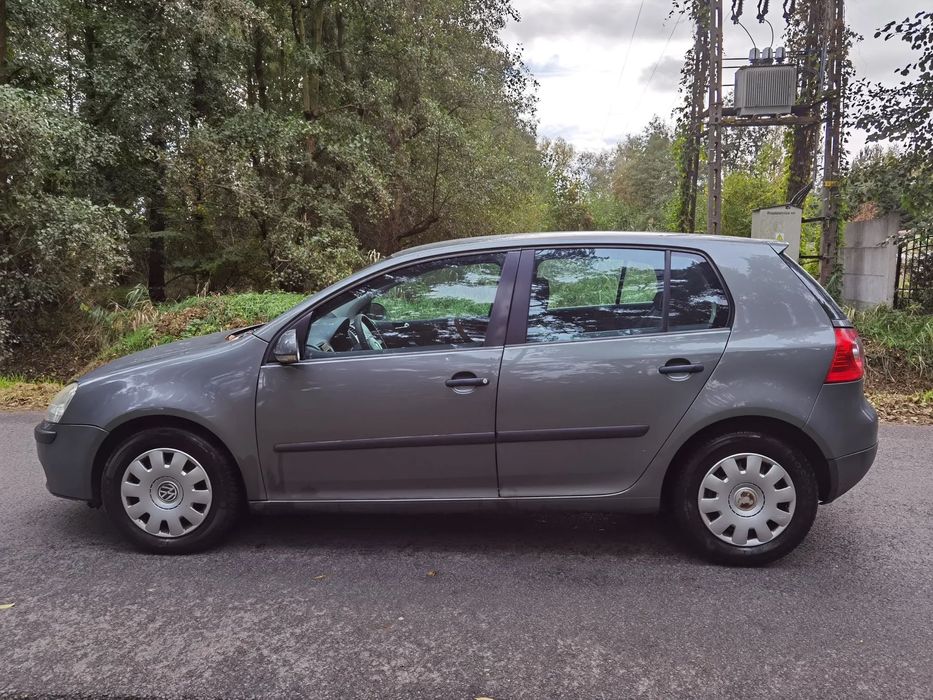 Volkswagen Golf 1.4 75KM Mpi bez rdzy Golf V Klimatyzacja