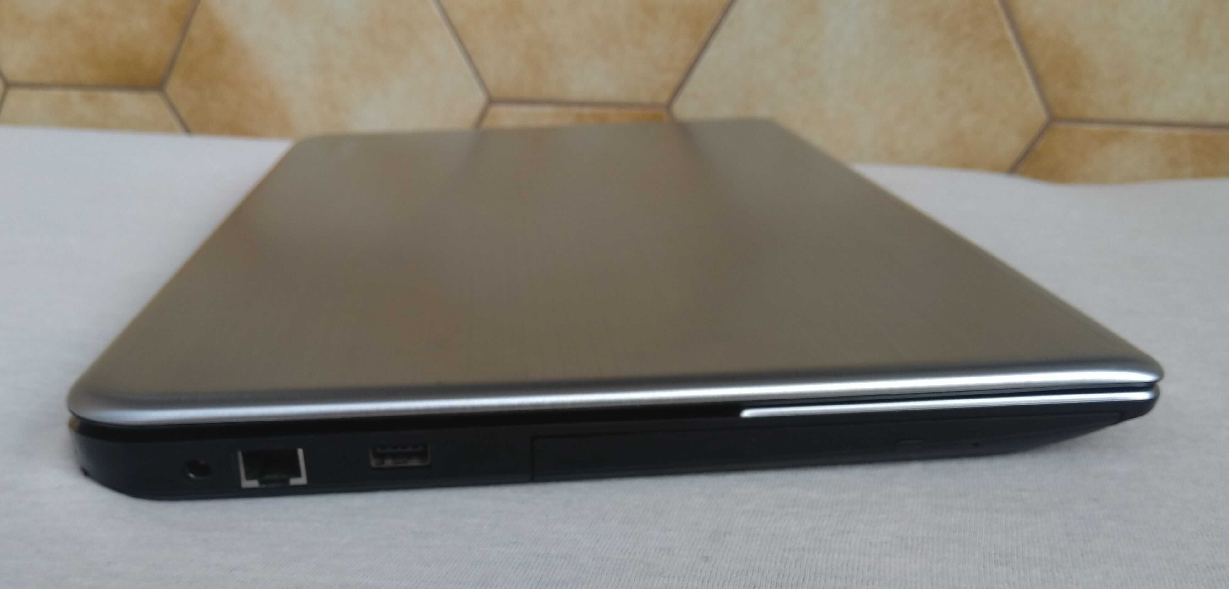Toshiba Satellite S50-A /15,6"/ i7/ SSD120GB+HDD500GB/ RAM8GB/ GT740M