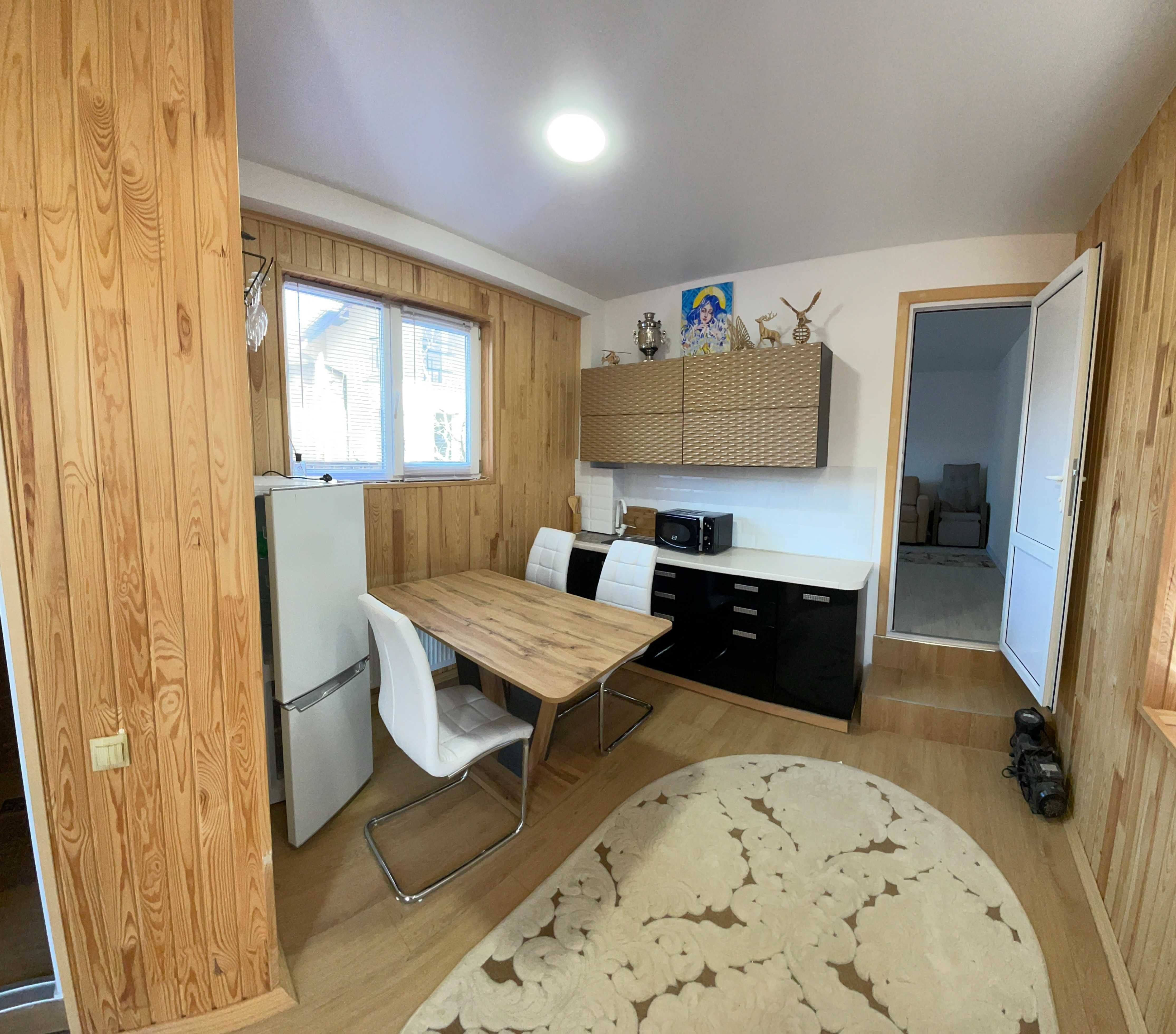 Продаж НОВОГО будинку 250m² +80m² гостьовий будинок з сауною + басейн