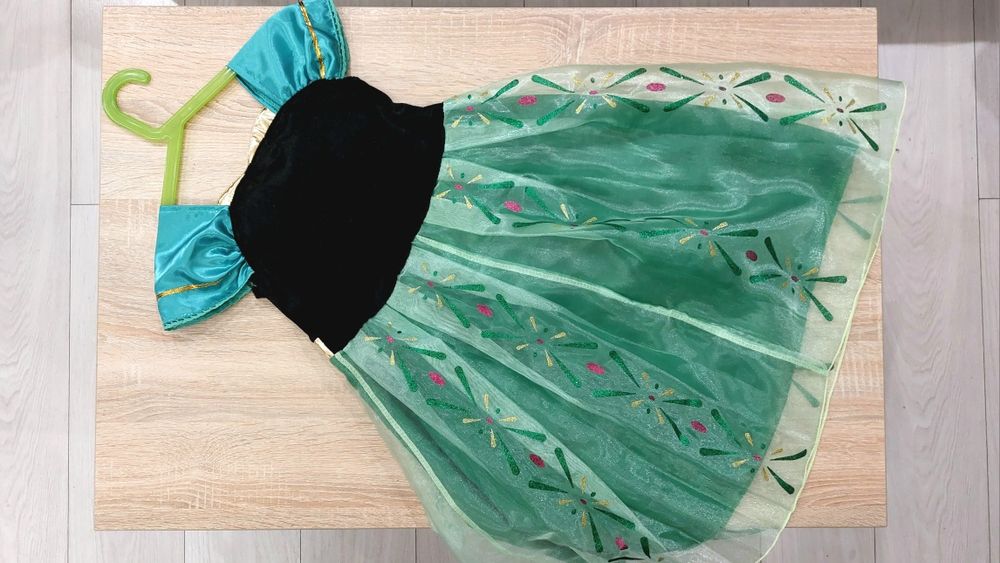 Nowa sukienka strój Anna Kraina Lodu rozmiar uniwersalny około 120 cm