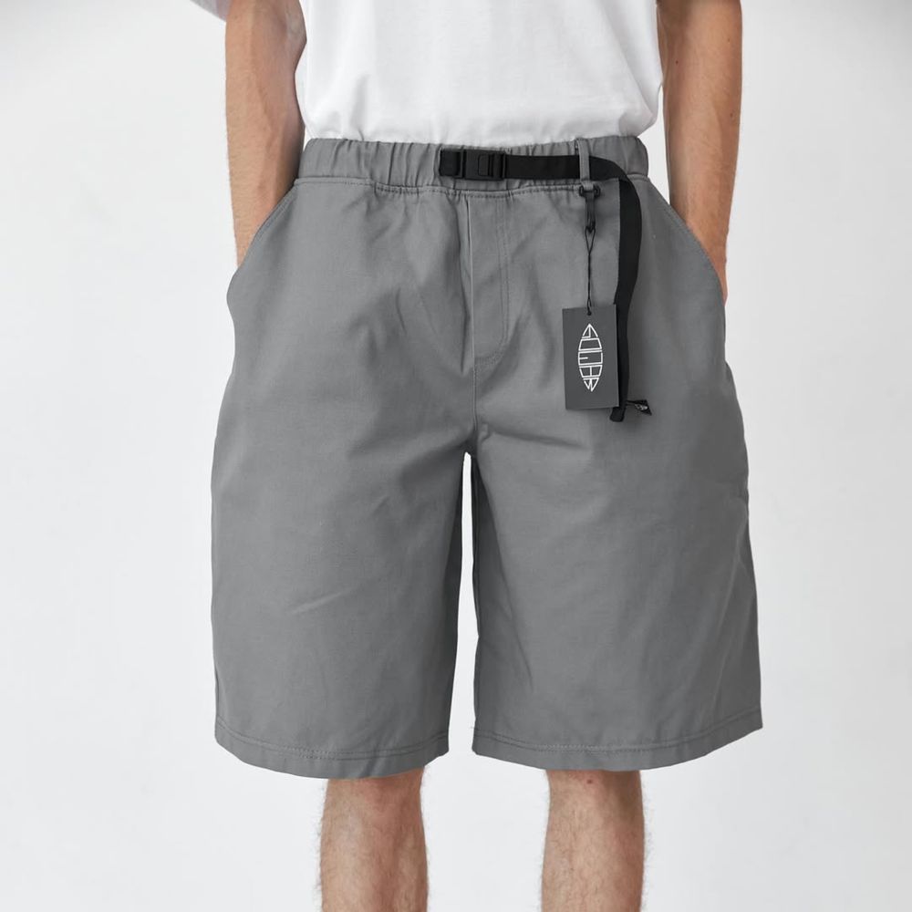 Shorts HowardStudio шорты