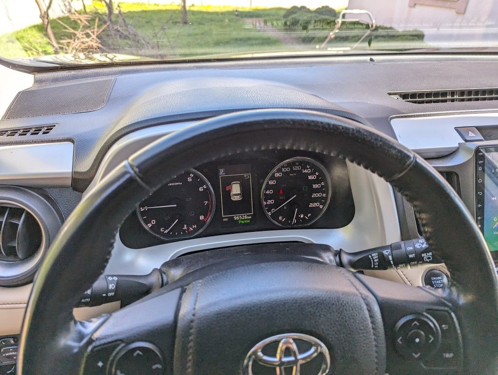 Продам Toyota Rav 4, 2016