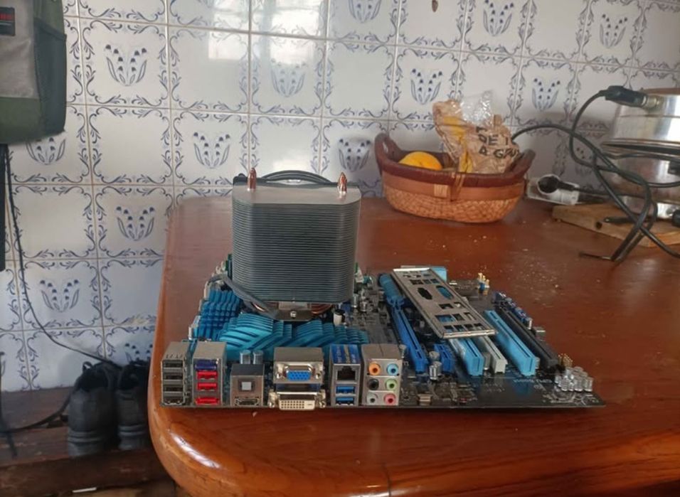 Bundle i5 2500k 8gb ram artic cooler deep pro7