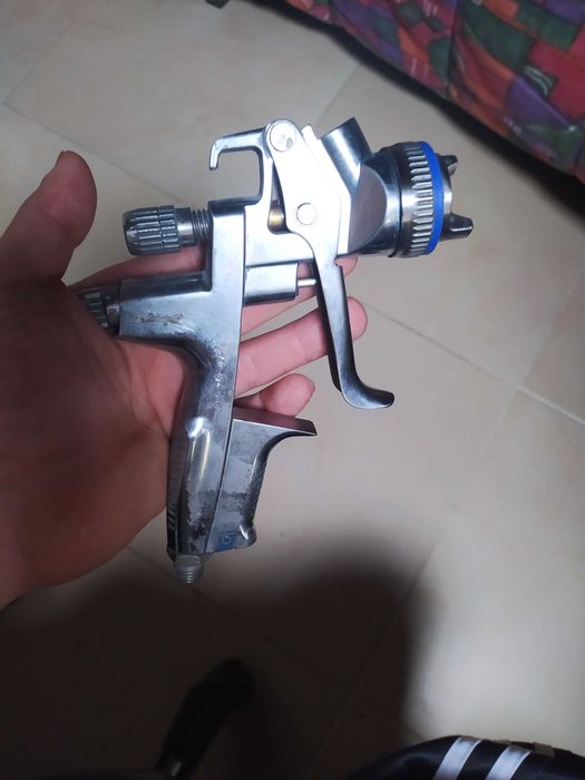 Pistolas de pintura automovél Sata 5500 e Sata 4000