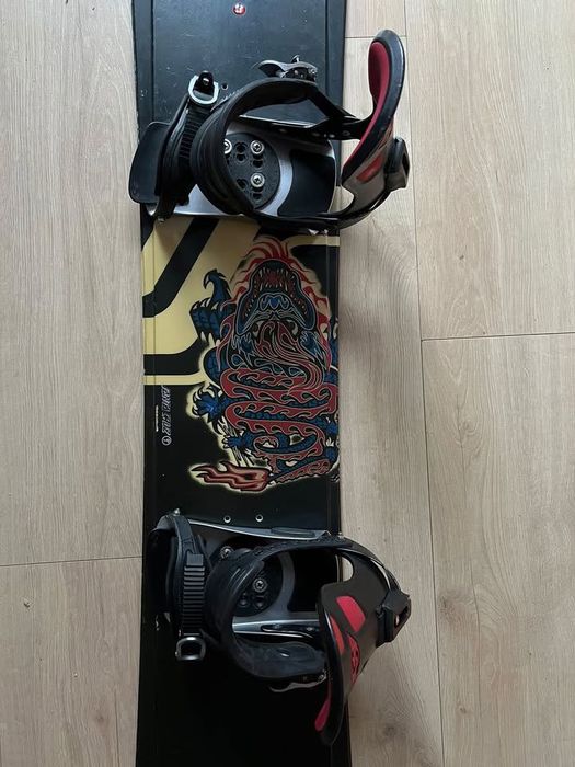 Snowboard F2 z wiązaniami – Made in Germany, dobry stan