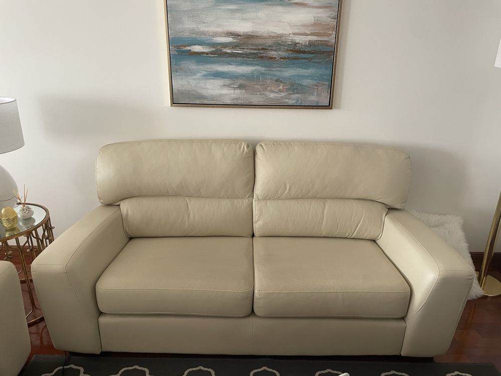 2 sofás IKEA beje eco pele