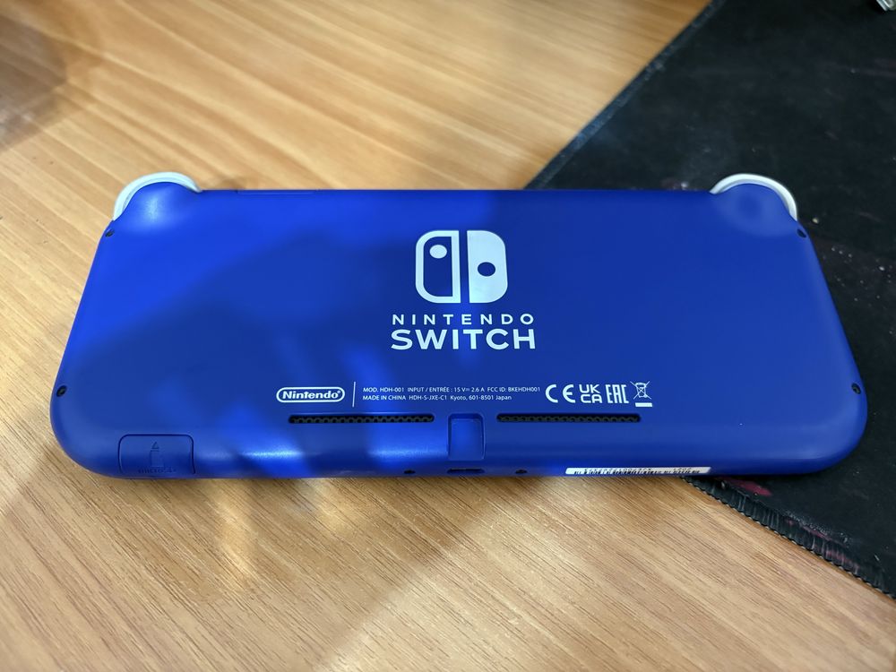 Nintendo switch lite
