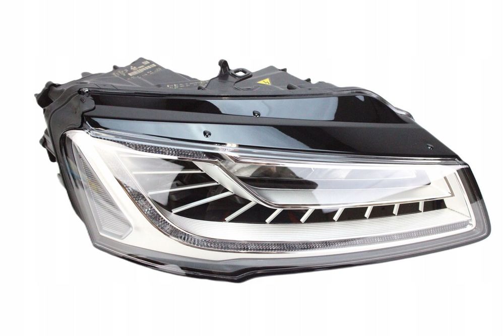NOWA ORG LAMPA FULL LED PRAWY PRZÓD AUDI A8 D4 4H0941774B