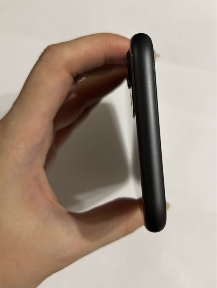 Apple iPhone 11 128GB Black Neverlock