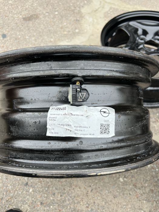 Продам диски 4/100/R15 dia56,6 Opel