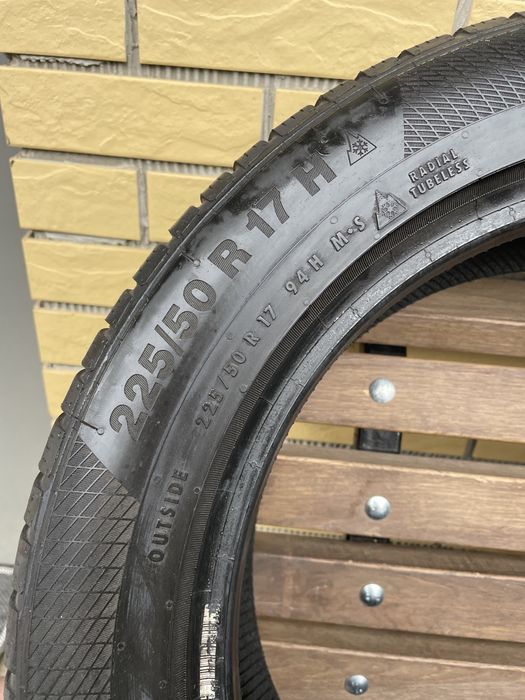 Шини Резина 225.50 R17 Continental Зима