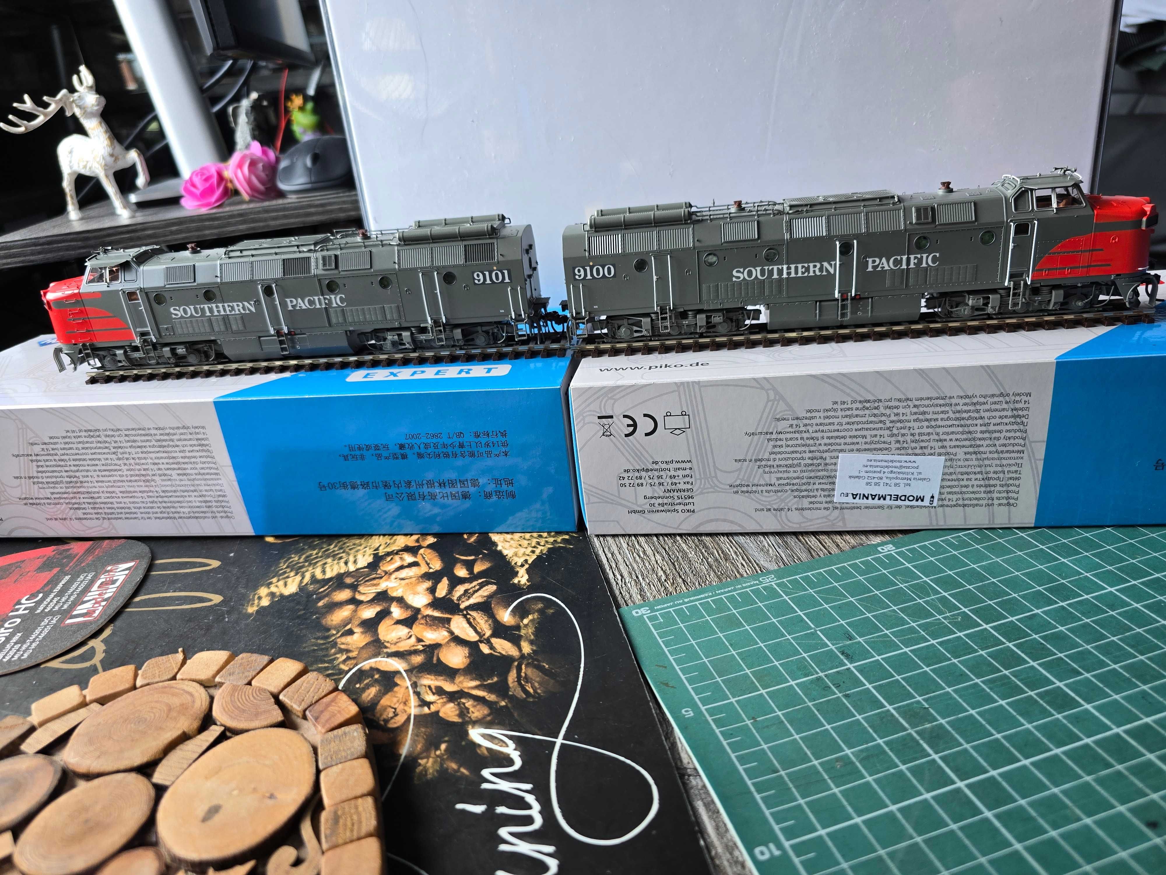 Piko 97825 + Piko 97822 zestaw H0 USA