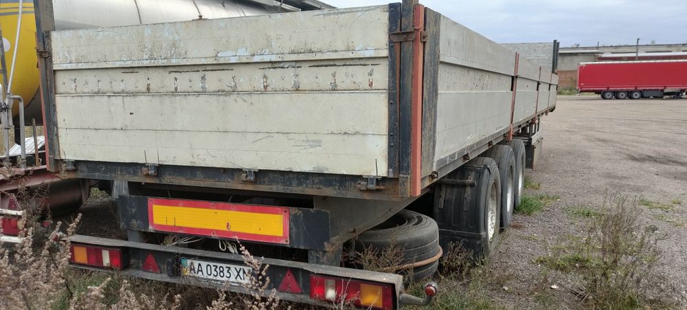 Полуприцеп бортовой