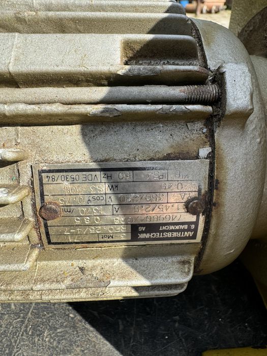 Motoreduktor 0,45kW 5 obr/min reduktor przekładnia do szklarni tracker