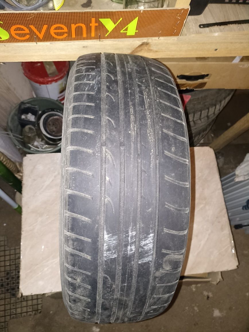 Шина Dunlop 195/60 r15 1шт