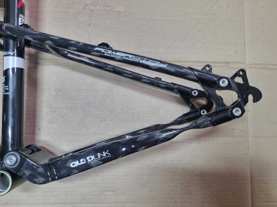 Rama typu full Rock Machine Vortex, pod 26