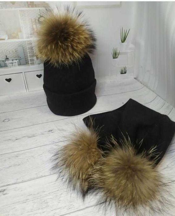 Набор зима шапочка шарф рукавички 0-6 років