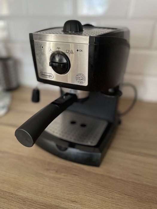 Ekspress do kawy Delonghi