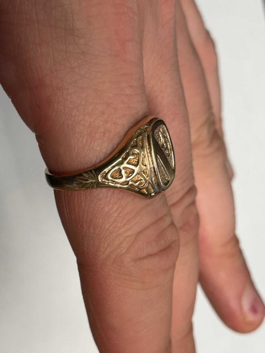 Sygnet z różowego złota 14kt (583) 7,81 gram rozmiar 26