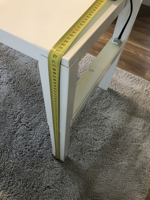 Biurko białe regulowane 128x58 cm, wys. 59-72