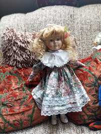 Lalka porcelanowa dziewczynka w lokach