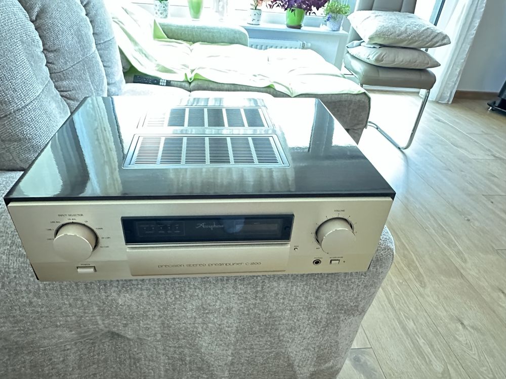 Accuphase C 2800 przedwzmacniacz