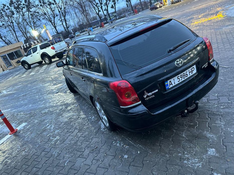 Тойота Авенсіс універсал 4800$