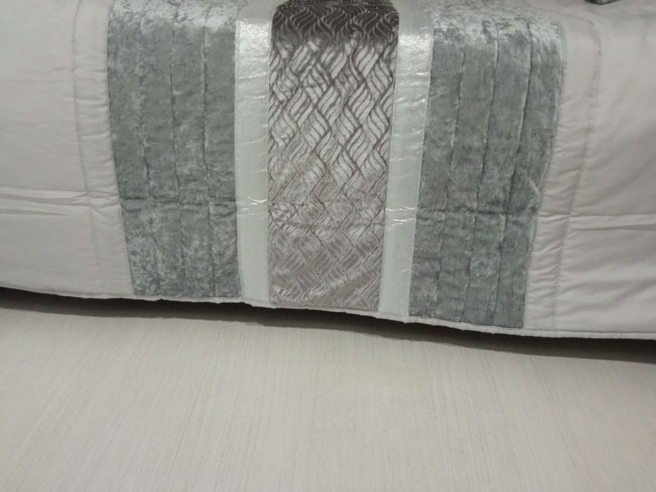 Colcha + almofada (cama de criança/solteiro)