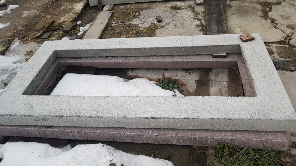 Готові фундаменти під пам'ятники,протипросадочні плити, перемички