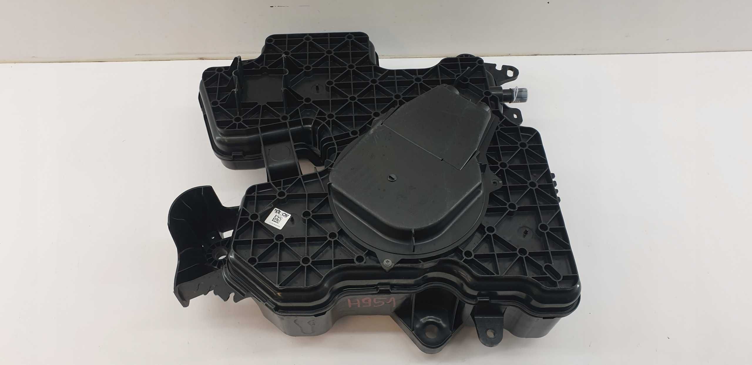 Zbiornik pompa bak mocznik adblue jumpy Proace II Expert III Vivaro C