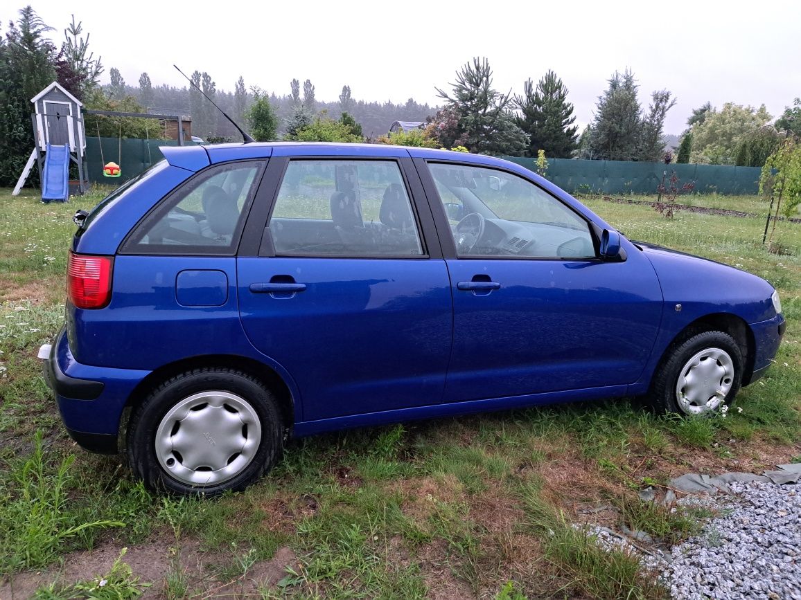 Seat ibiza mały przebieg salon polska